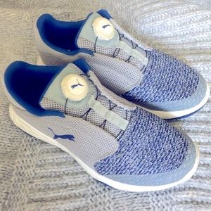 Size 5.5 puma boys golf shoes